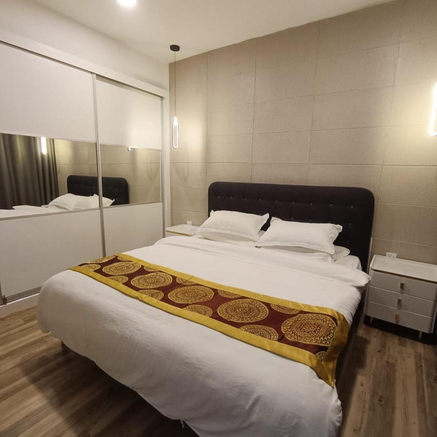 Mega Inn Kuching Exterior foto